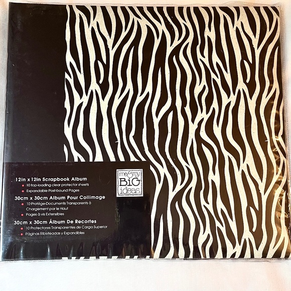 NWT me & my BIG ideas—Scrapbook  Album 
12-Inchx12-Inch with Zebra Print Design - Picture 1 of 7